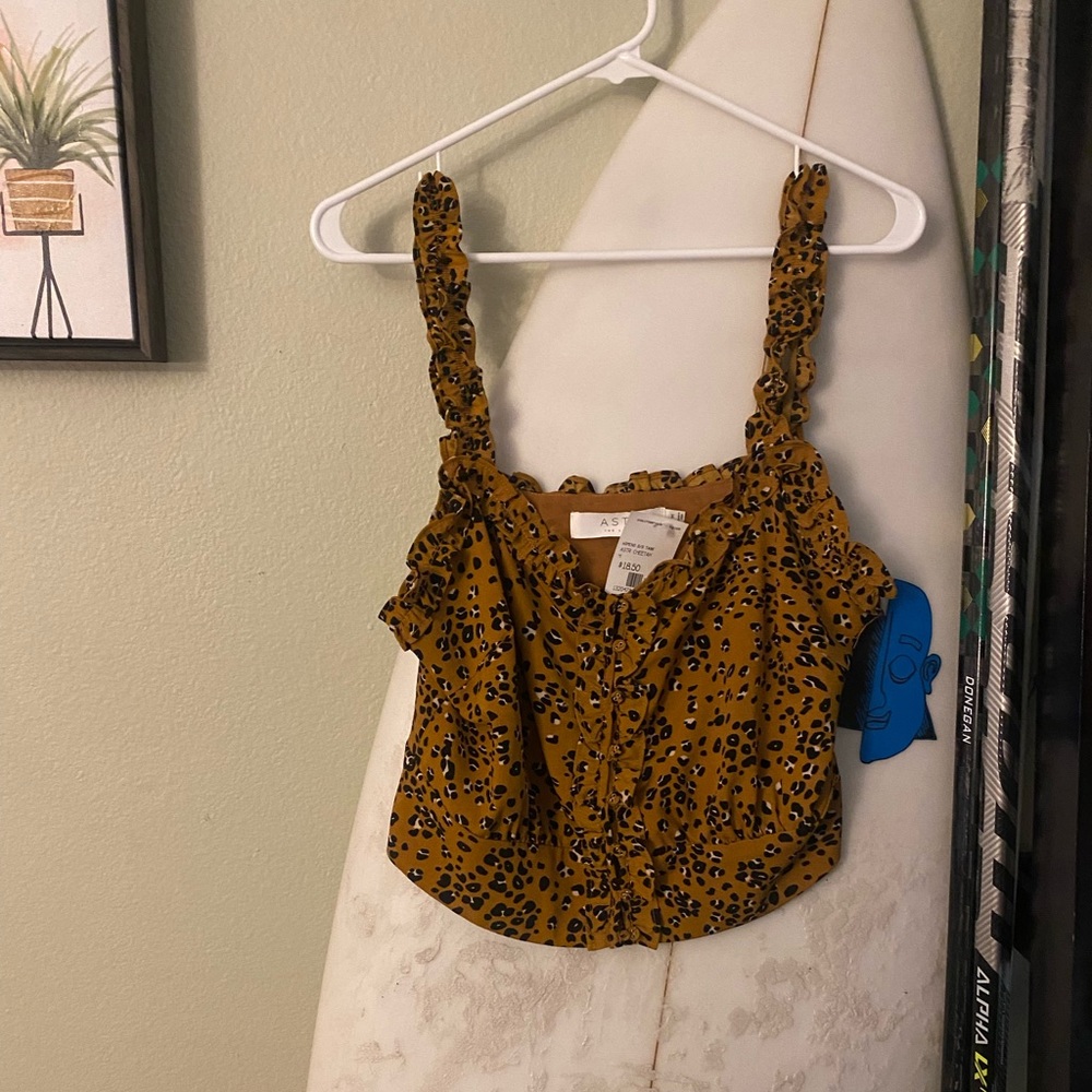 Leopard print, ruffles crop top